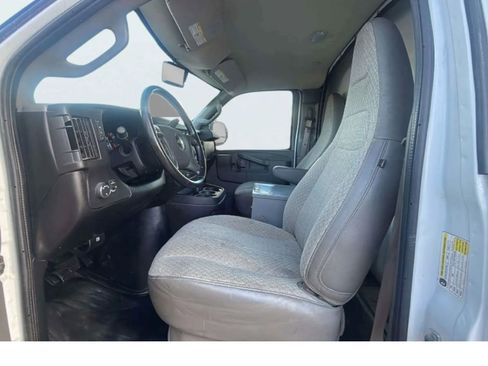 Used 2020 Chevrolet Express 3500 w/ Power Convenience Package image 11