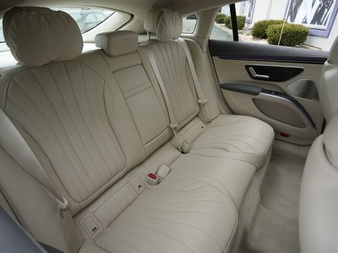 Used 2023 Mercedes-Benz EQS 450+ 4MATIC Sedan image 20