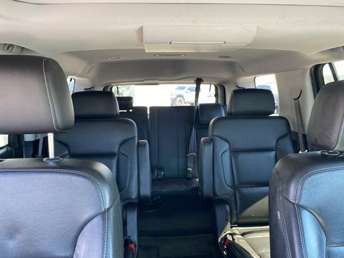 Used 2018 Chevrolet Tahoe Premier AWD/4WD image 24