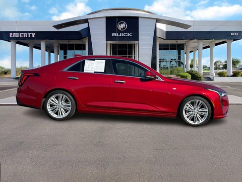 Used 2020 Cadillac CT4 Premium Luxury image 2