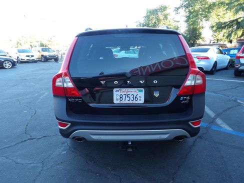 Used 2013 Volvo XC70 T6 AWD/4WD image 12
