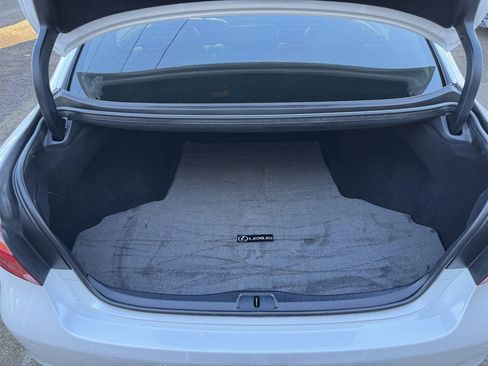 Used 2012 Lexus LS 460 AWD image 16