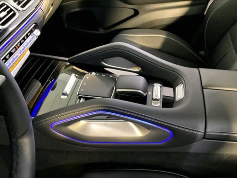 New 2026 Mercedes-Benz GLE 580 4MATIC image 10