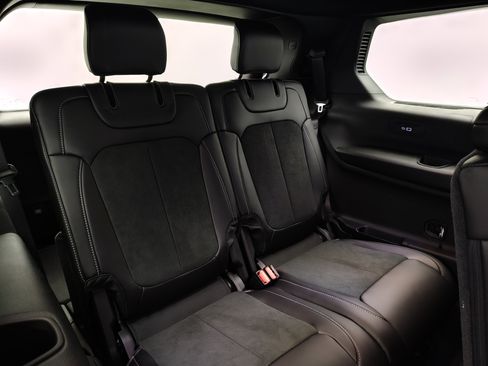New 2026 Jeep Grand Cherokee L 4WD image 28