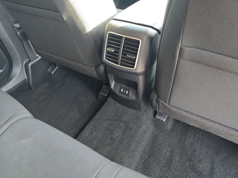 New 2026 Kia Sportage LX image 13