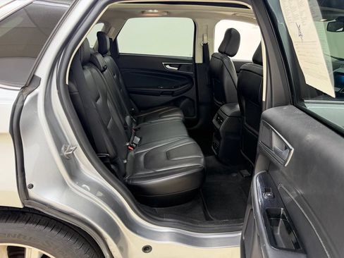 Used 2020 Ford Edge Titanium w/ Equipment Group 301A AWD/4WD image 14