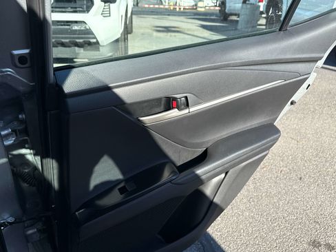 Used 2025 Toyota Camry LE image 17