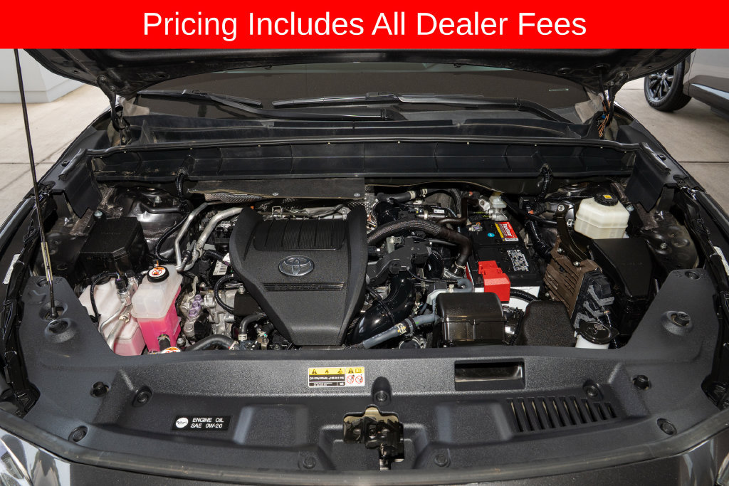 Used 2024 Toyota Highlander XLE FWD image 22