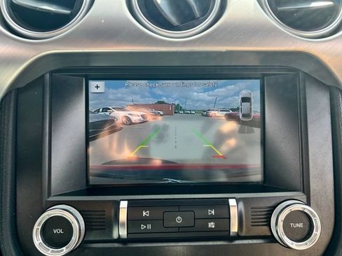 Used 2019 Ford Mustang Premium RWD image 20