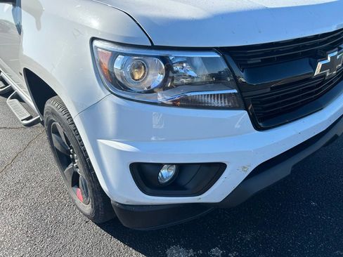 Used 2020 Chevrolet Colorado LT w/ Redline Special Edition AWD/4WD image 3