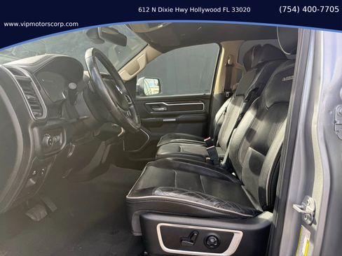 Used 2019 RAM 1500 Laramie image 11