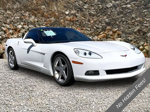 Used 2006 Chevrolet Corvette Coupe w/ Preferred Equipment Group RWD image 9