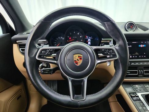 Used 2020 Porsche Macan AWD/4WD image 14