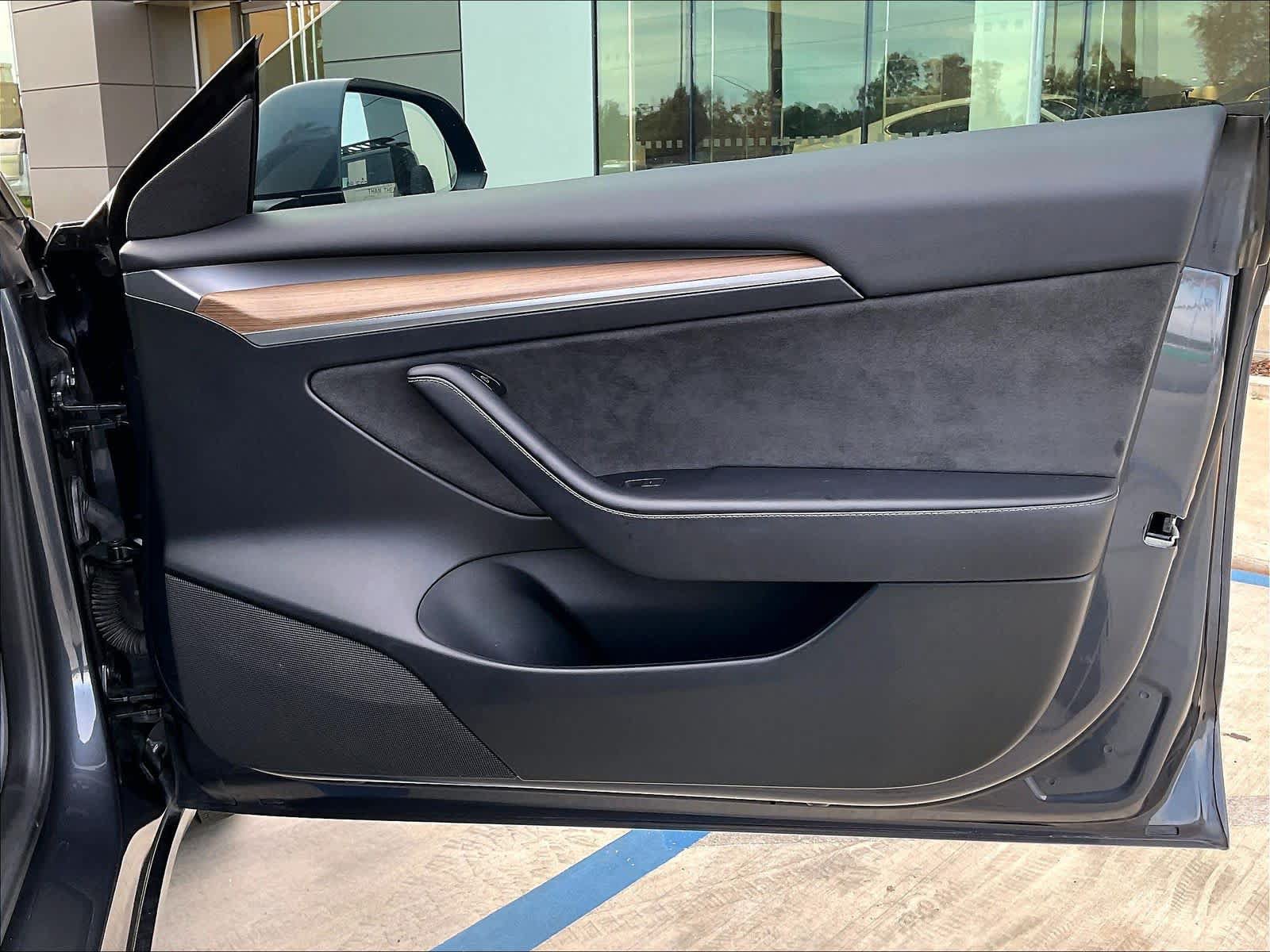 Used 2023 Tesla Model 3 Standard Range RWD image 26