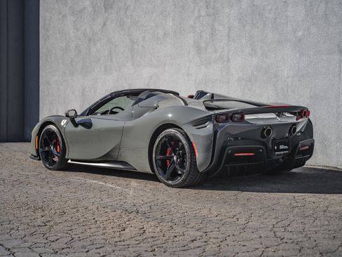 Used 2025 Ferrari SF90 Spider AWD/4WD image 4