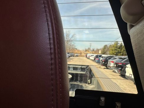 Used 2011 Ford F350 King Ranch w/ King Ranch w/Chrome Pkg image 41