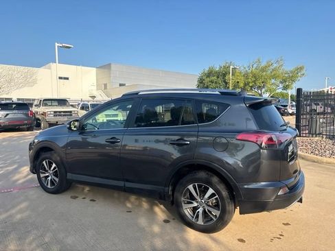 Used 2017 Toyota RAV4 XLE w/ Plus Special Value Package FWD image 8