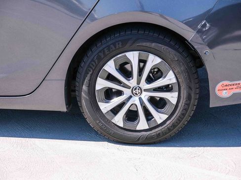 Used 2021 Toyota Prius Prime Limited w/ Carpet Mat Package (TMS) FWD image 9