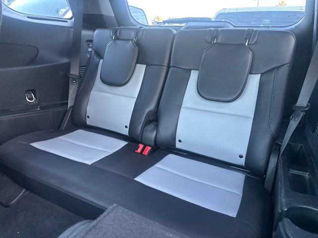 Used 2023 Ford Explorer XLT w/ Equipment Group 202A RWD image 10