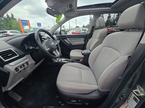Used 2018 Subaru Forester 2.5i Premium AWD/4WD image 21