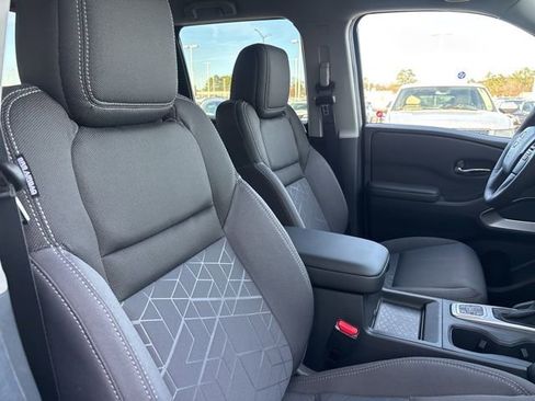 New 2026 Nissan Frontier SV image 19