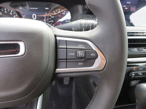 Used 2022 Jeep Compass Altitude image 18