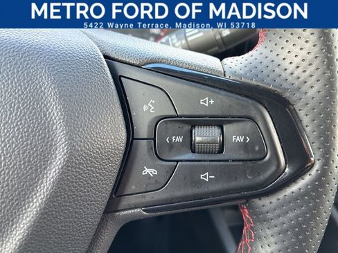 Used 2025 Chevrolet Trax RS w/ Driver Confidence Package FWD image 27