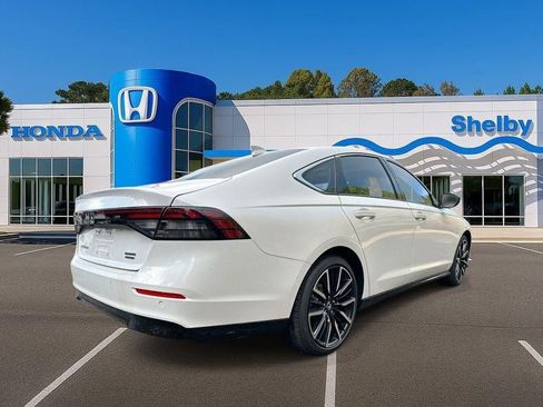 New 2025 Honda Accord Touring image 7