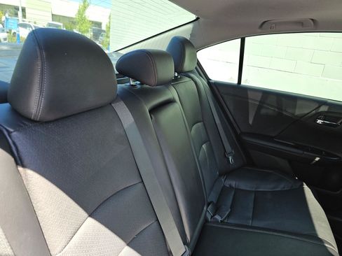 Used 2014 Honda Accord Touring image 48