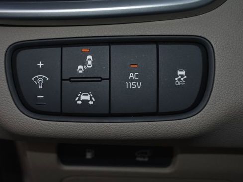 Used 2019 Kia Sorento EX w/ EX Touring Package image 21