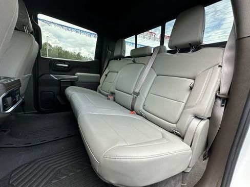 Used 2021 Chevrolet Silverado 1500 LTZ AWD/4WD image 25