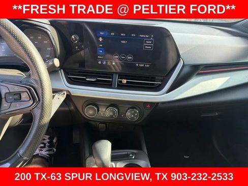 Used 2024 Chevrolet Trax RS FWD image 20
