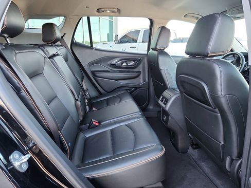 Used 2023 GMC Terrain AT4 image 14