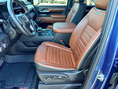 Used 2025 GMC Sierra 1500 Denali Ultimate image 13