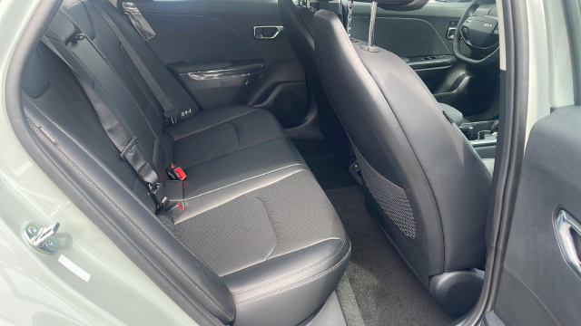 New 2026 Kia K4 EX FWD image 25