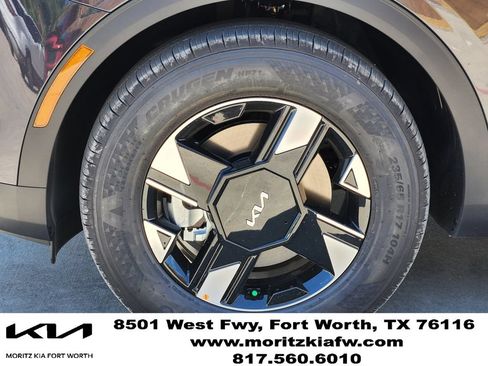 New 2026 Kia Sportage LX w/ LX Convenience Package FWD image 7