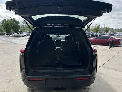 Used 2024 Nissan Pathfinder Rock Creek AWD/4WD image 30