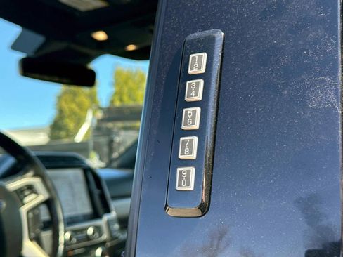 Used 2022 Ford F350 Platinum AWD/4WD image 15