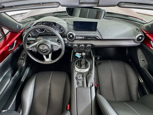 Used 2025 MAZDA MX-5 Miata RF Grand Touring RWD image 28