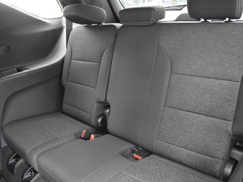 New 2026 Chevrolet Traverse LT w/ Driver Confidence Package FWD image 16