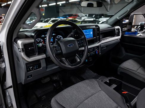 Used 2025 Ford F250 XL w/ FX4 Off-Road Package AWD/4WD image 12