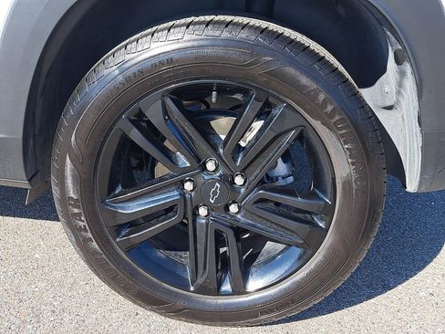 Used 2025 Chevrolet Trax ACTIV w/ Sunroof Package image 5