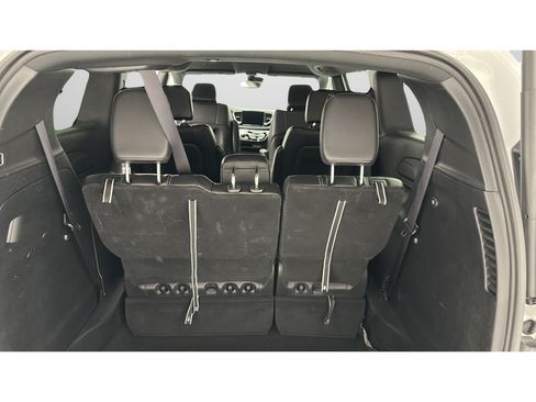 Used 2025 Chrysler Pacifica Select FWD image 22