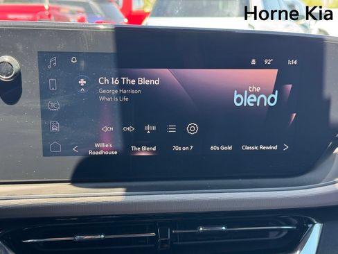 Used 2025 Buick Envista Avenir FWD image 22