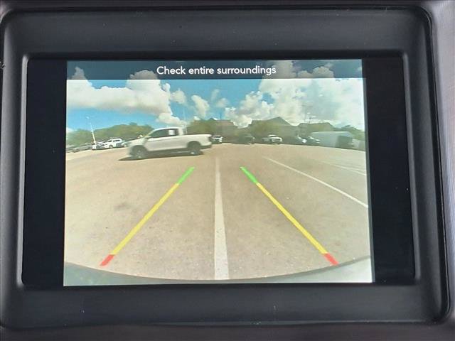 Used 2022 Dodge Charger SXT RWD image 8