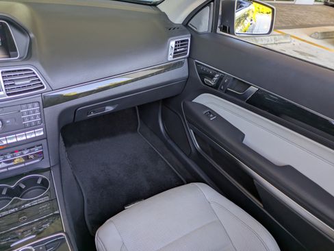 Used 2017 Mercedes-Benz E 400 Cabriolet image 16