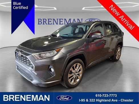 Used 2019 Toyota RAV4 XLE Premium FWD image 1