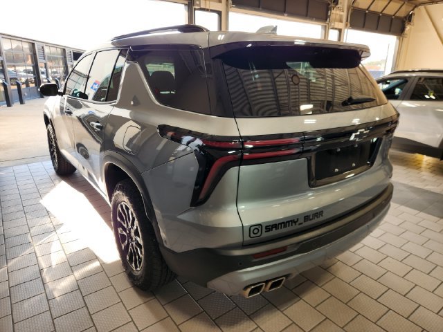 Used 2025 Chevrolet Traverse Z71 w/ Enhanced Driving Package AWD/4WD image 4