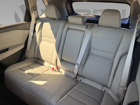 Used 2023 Nissan Rogue SV w/ SV Premium B Package image 4