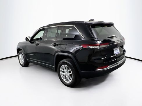 Used 2023 Jeep Grand Cherokee Laredo w/ Luxury Tech Group I image 7